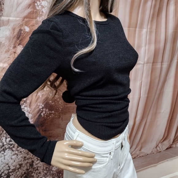 Viamor Women's Black Long Sleeve Long Blouse Stretch Cozy Top - Picture 9 of 14